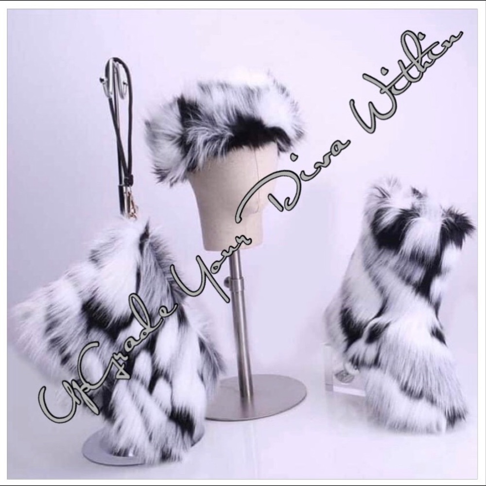 Womans 3pc Faux Fur Set